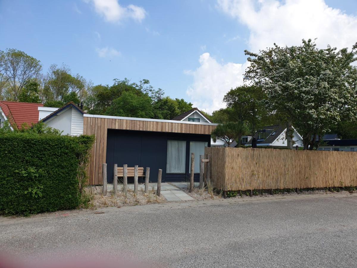 Vakantiewoning 2 Aan Zee , 400 Meter Van Het Strand 주테란데 외부 사진